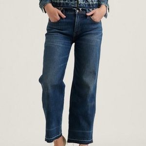 Lucky Brand: Mid Rise Crop Wide Leg Jean SIZE 4/27